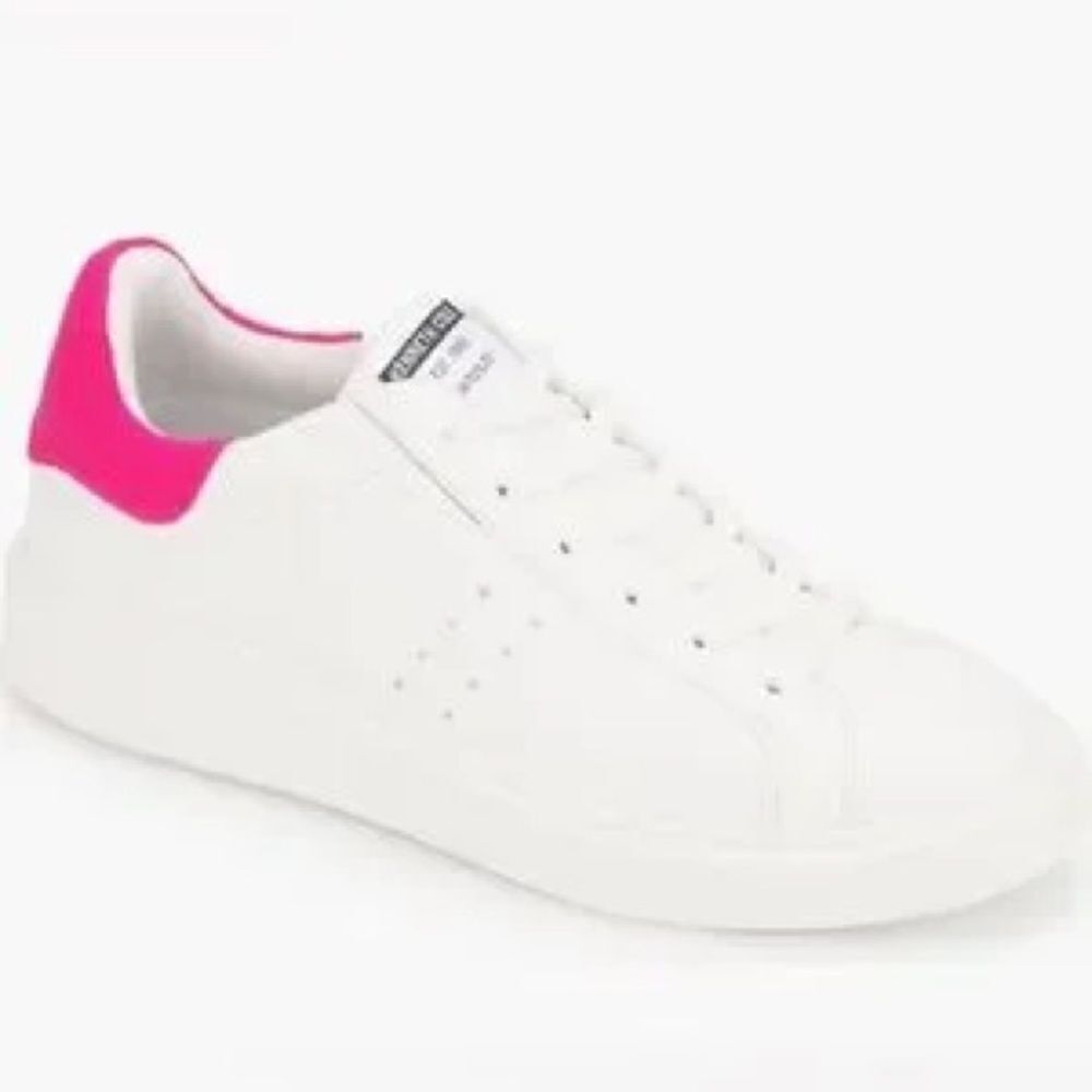 • Kenneth Cole New York • Women’s Kam Platform Sneakers • Beet Multi •